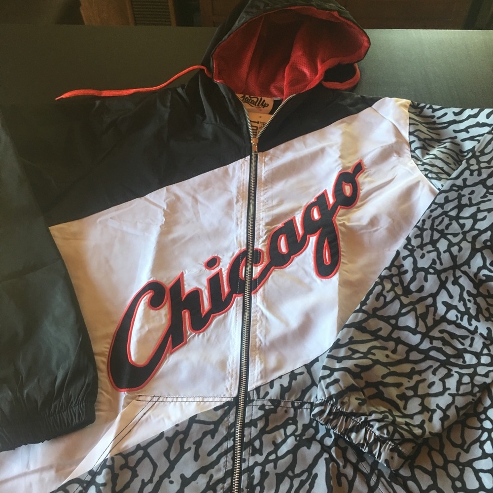 LacedUp Sneak Gallery Mens windbreaker
